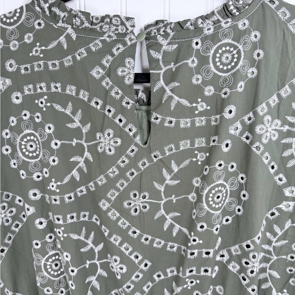 Baltic Born Bailey Green Floral Eyelet Embroidered Ruffle Tiered Maxi Dress 2XL - Picture 6 of 8